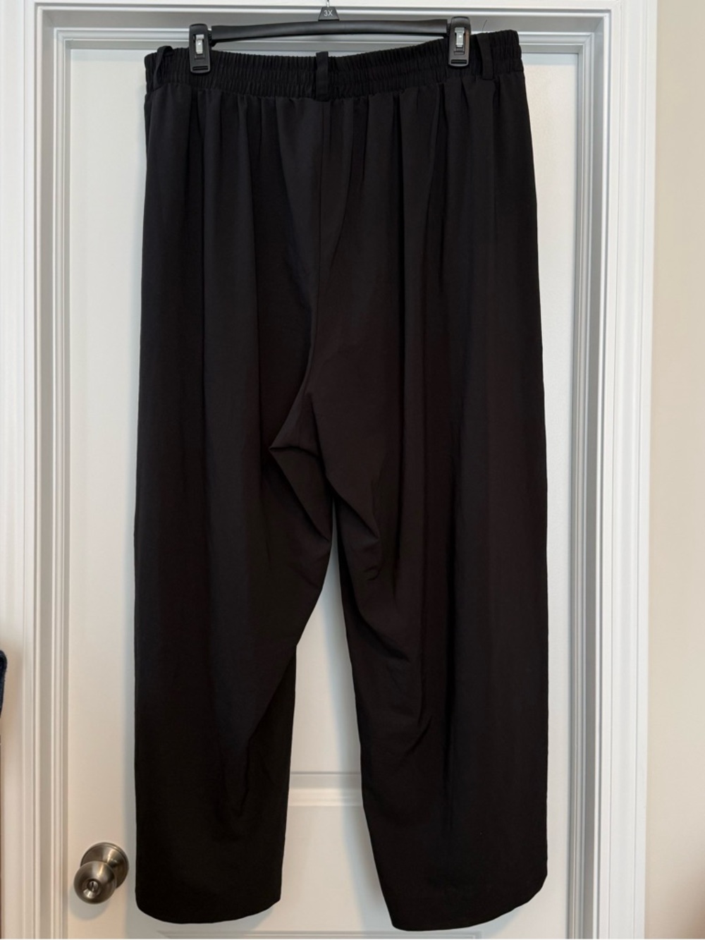 torrid Black Pleated Dress Pants - Picture 3 of 5